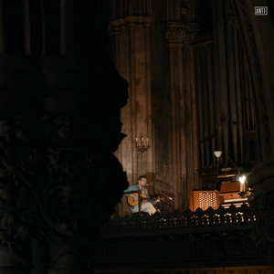 蜜乳av红桃♥️嫩久久
