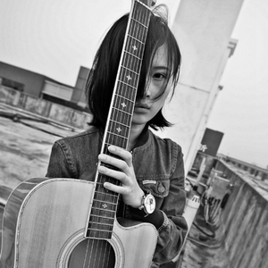 蜜乳av红桃♥️嫩久久
